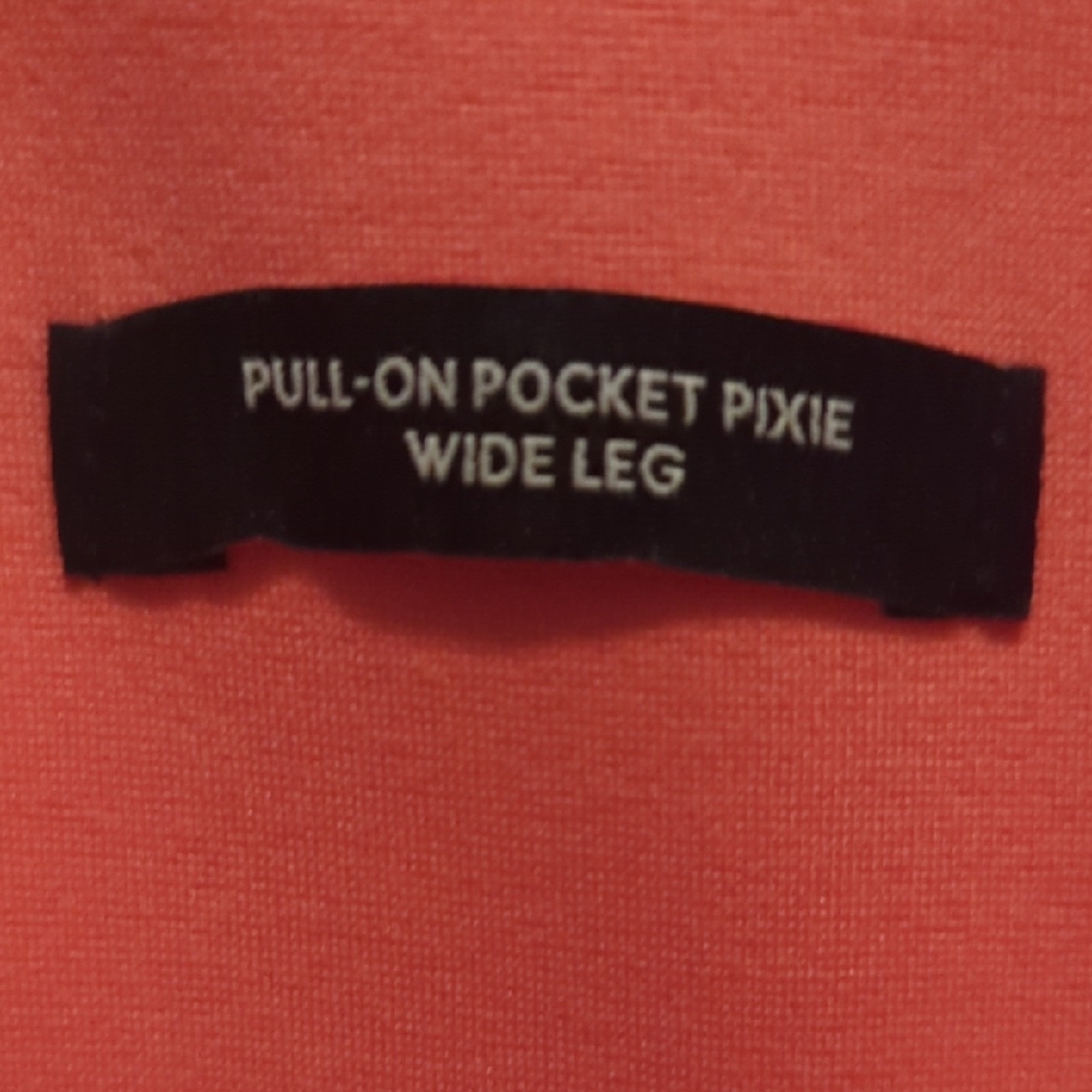 TORRID Pull-On Pixie Wide Studio Luxe Ponte Leg Pant 2x/18-20 - Picture 9 of 14